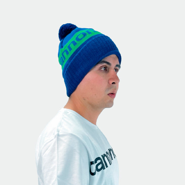 GORRO CON POMPON UNITALLA AZUL